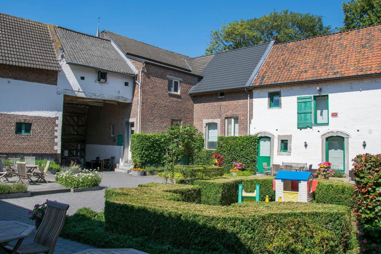 B&B De Oude Winning Riemst Exterior foto