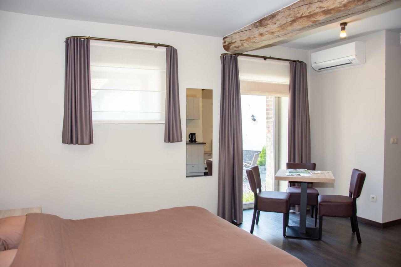 B&B De Oude Winning Riemst Exterior foto